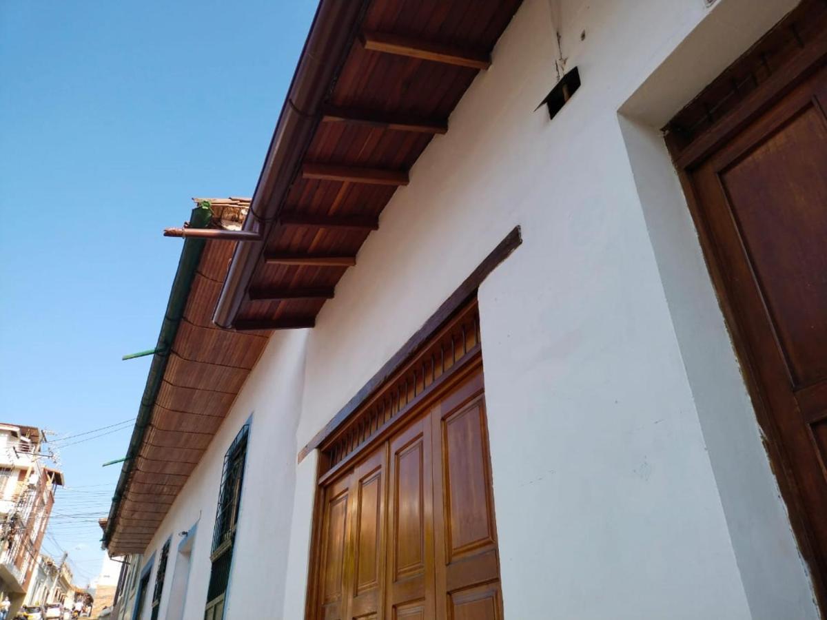 Chicamocha Hostel サン・ヒル エクステリア 写真